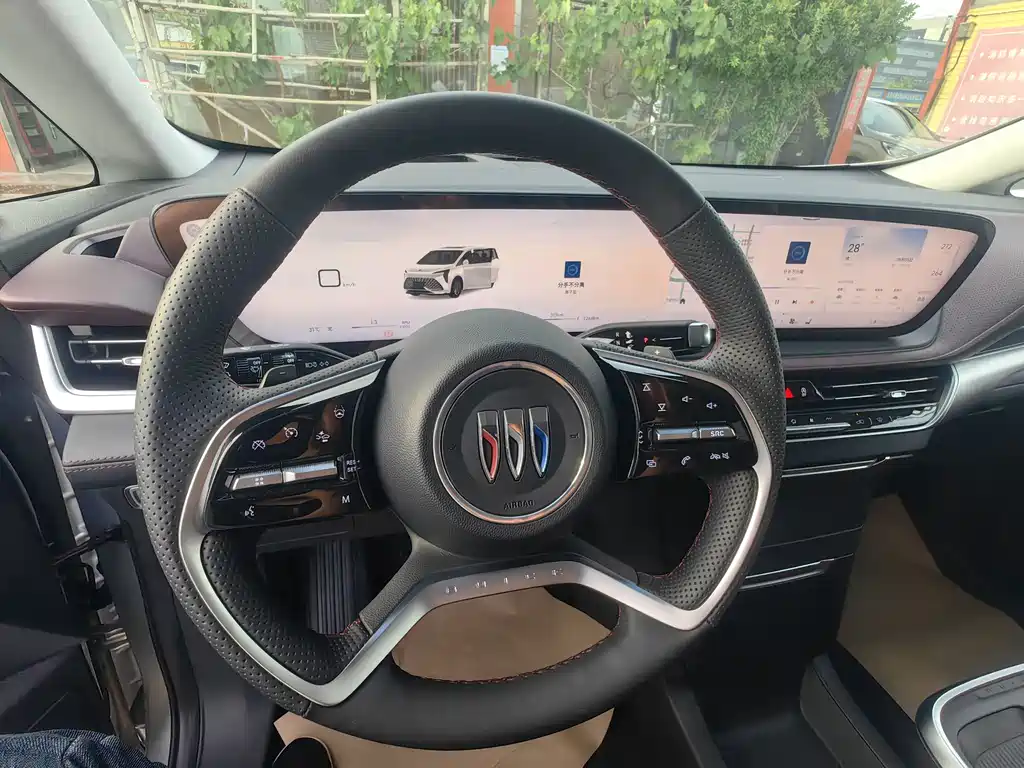 Buick Century 2025 2.0T мест