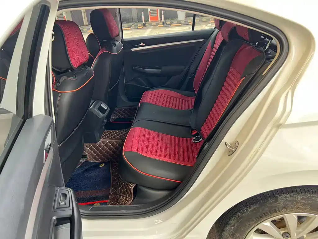 Volkswagen Bora — миниатюра 6