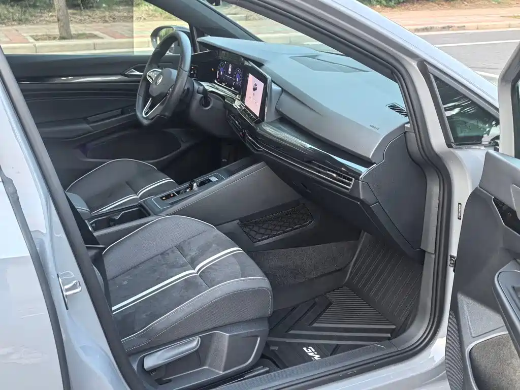 Volkswagen Golf — миниатюра 4