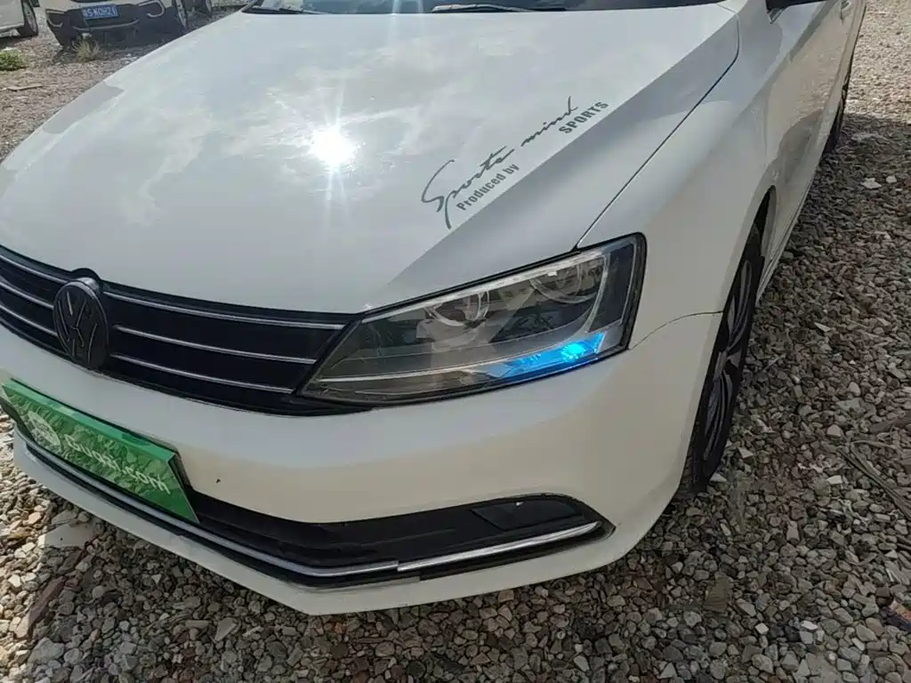 Volkswagen Sagitar — миниатюра 24