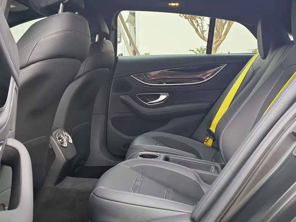 Mercedes-Benz AMG GT — миниатюра 16