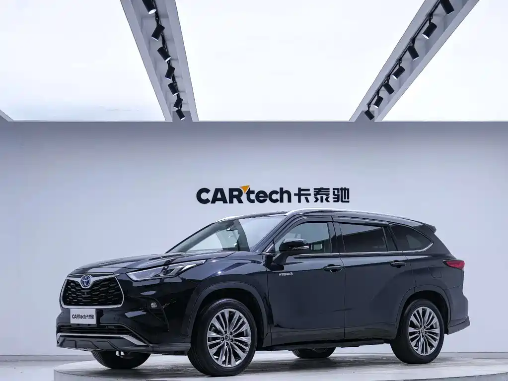 Toyota Highlander 2021