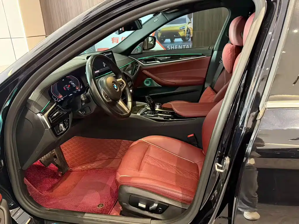 BMW 5 Series — миниатюра 4