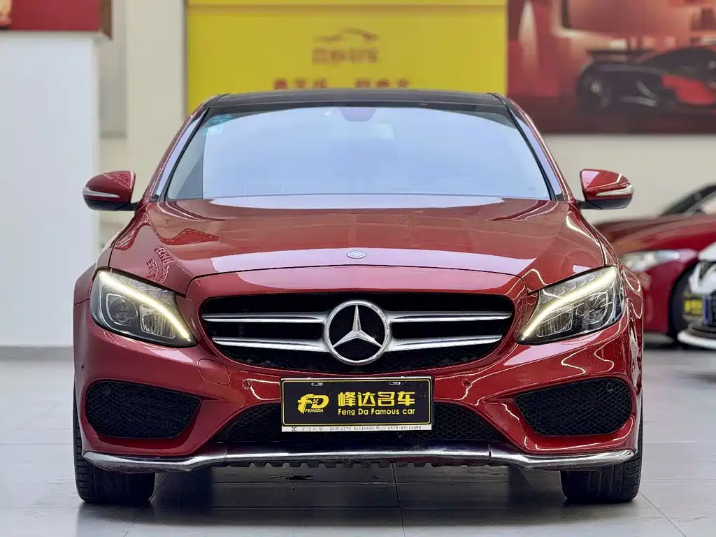 Mercedes-Benz C-Class — миниатюра 11