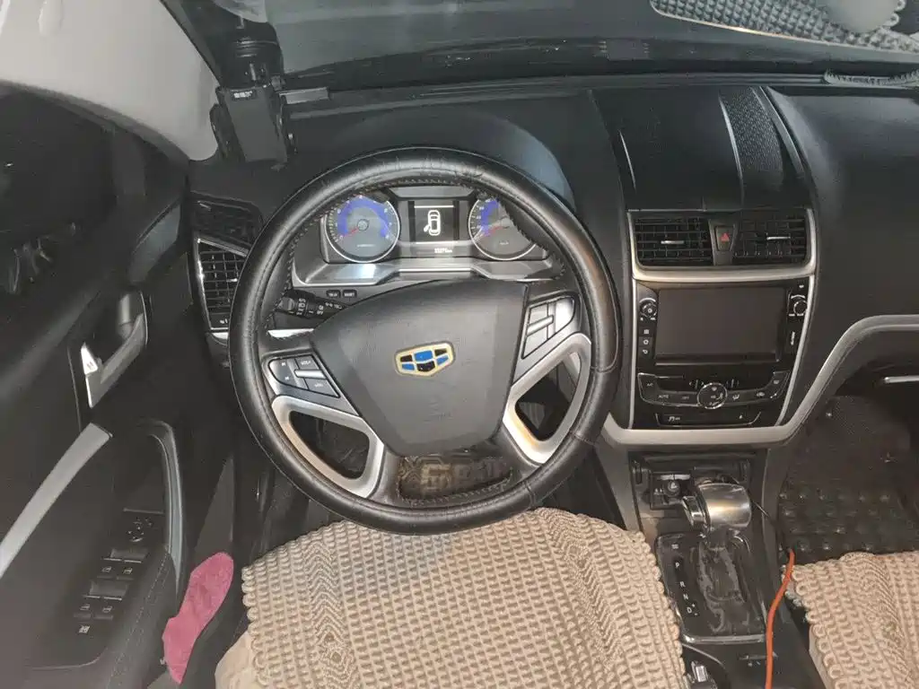 Geely Emgrand — миниатюра 6