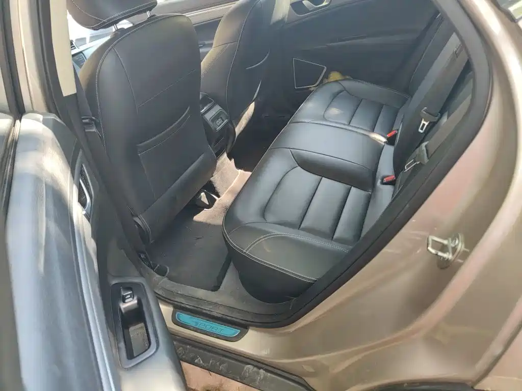 Geely Emgrand GS — миниатюра 18