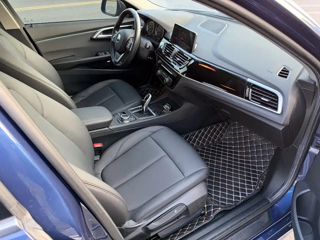 BMW 1 Series — миниатюра 8