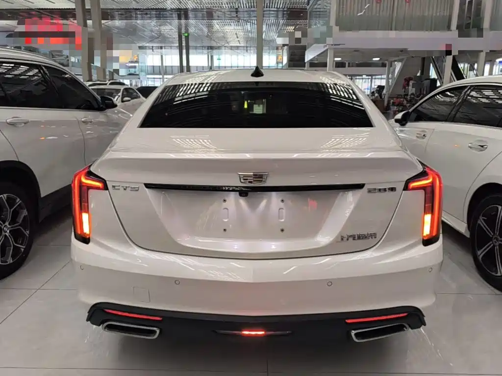 Cadillac CT5 — миниатюра 6