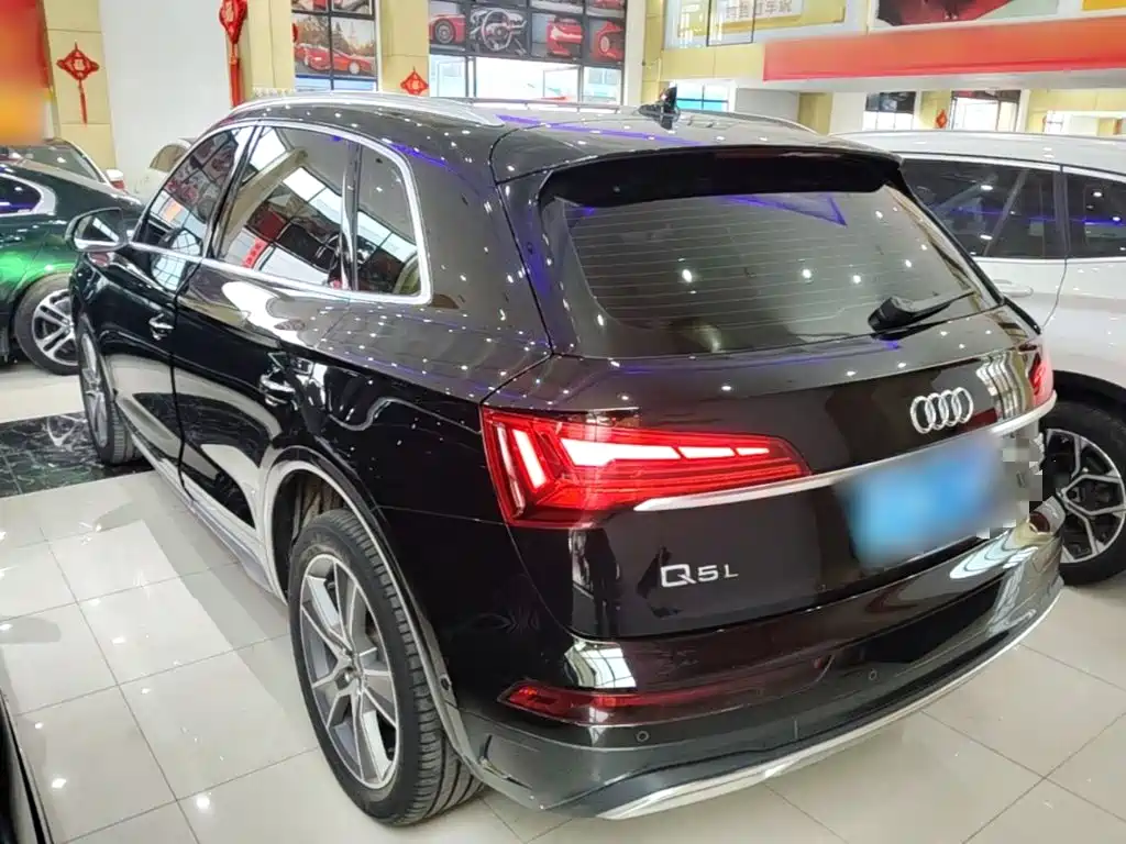 Audi Q5L — миниатюра 5