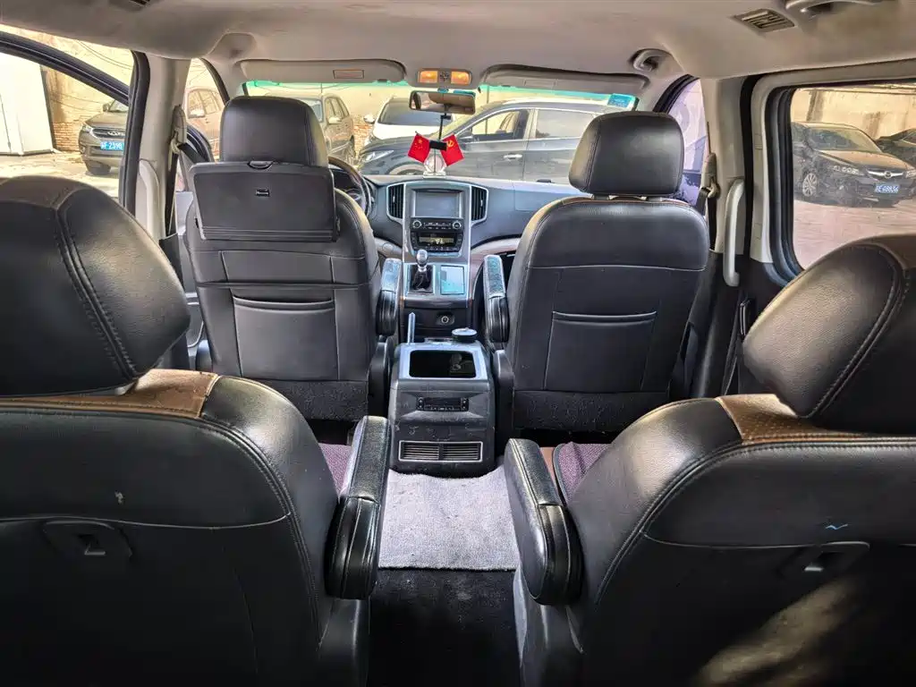 Dongfeng CM7 2016 2.0T MT Luxury