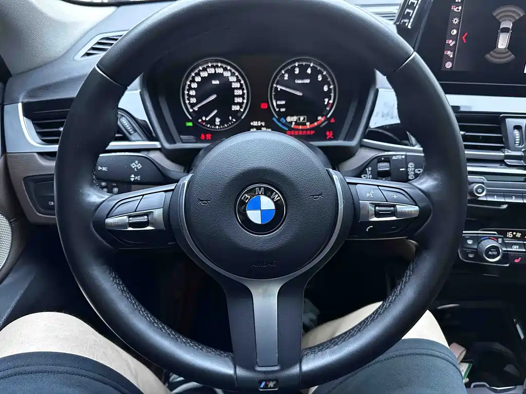 BMW X1 — миниатюра 12