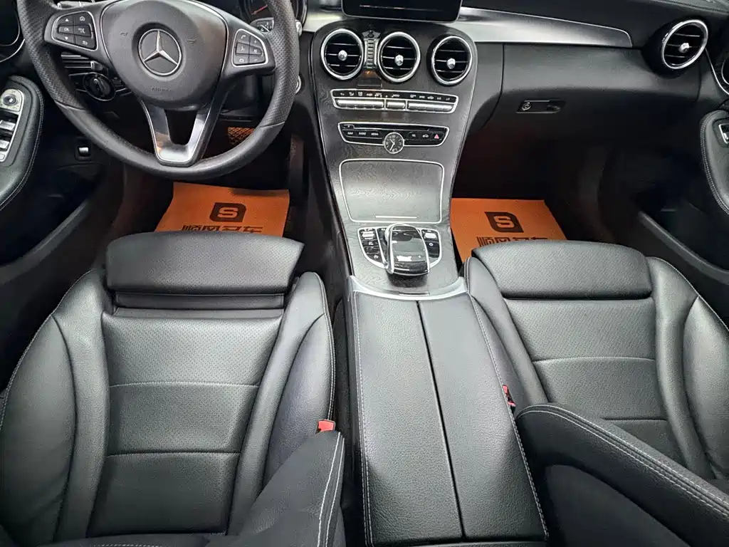 Mercedes-Benz C-Class — миниатюра 14