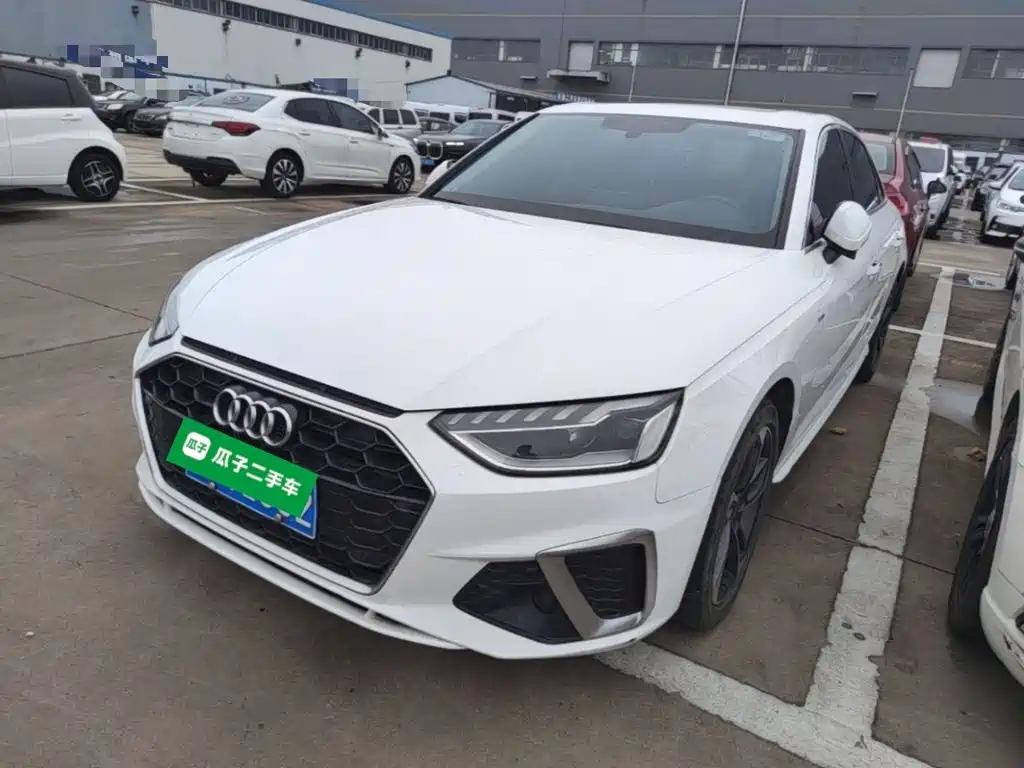 奥迪A4L 2024款 40 TFSI 时尚动感型 2024