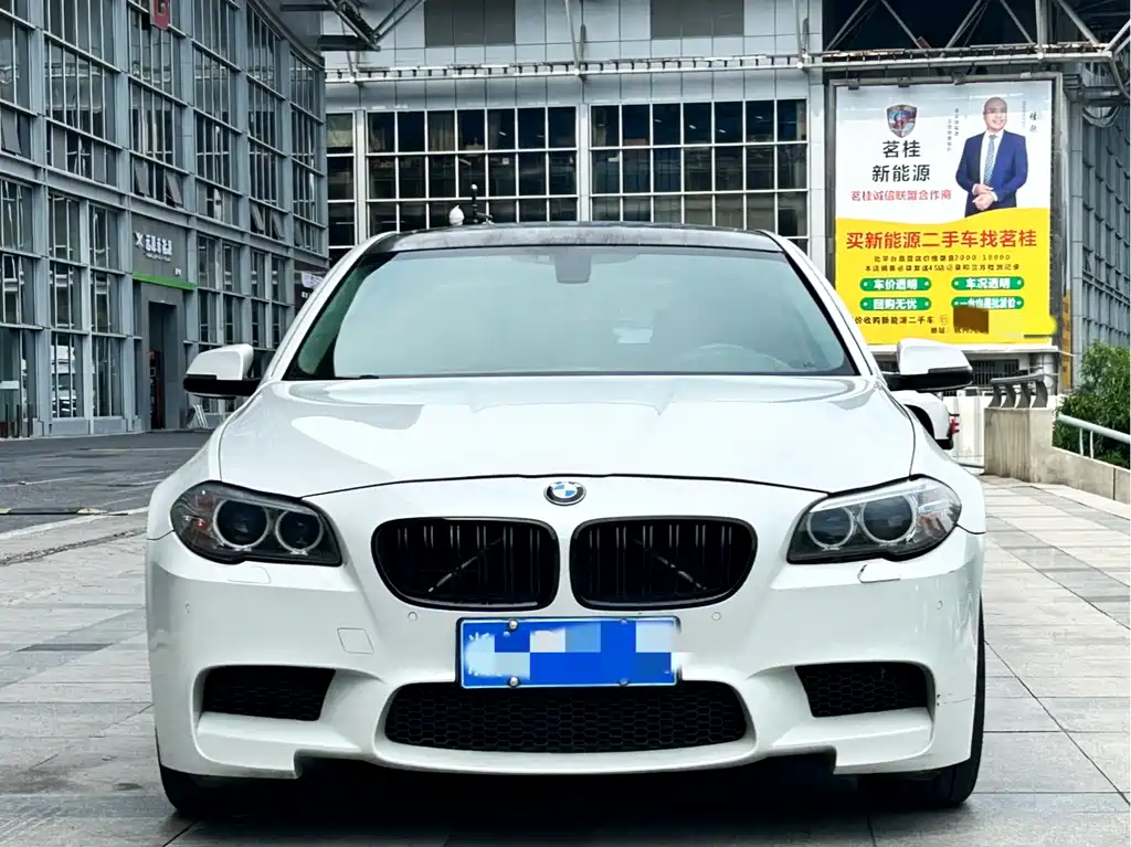 BMW 5 Series 5 2014 525Li Luxury