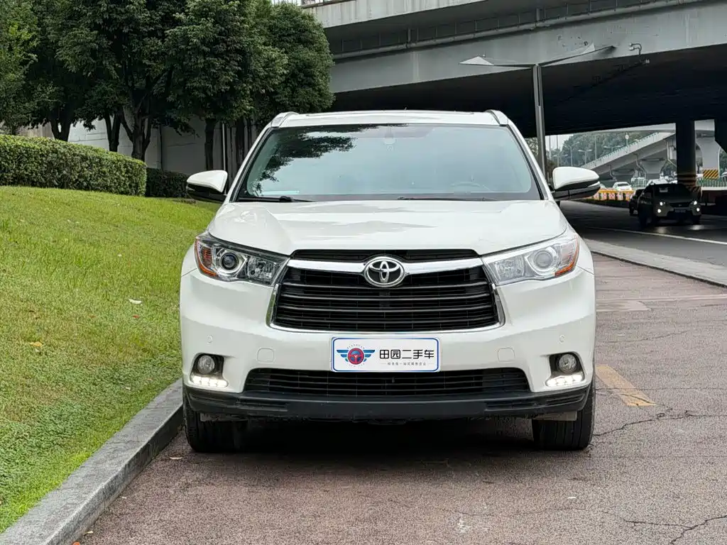 Toyota Highlander — миниатюра 2