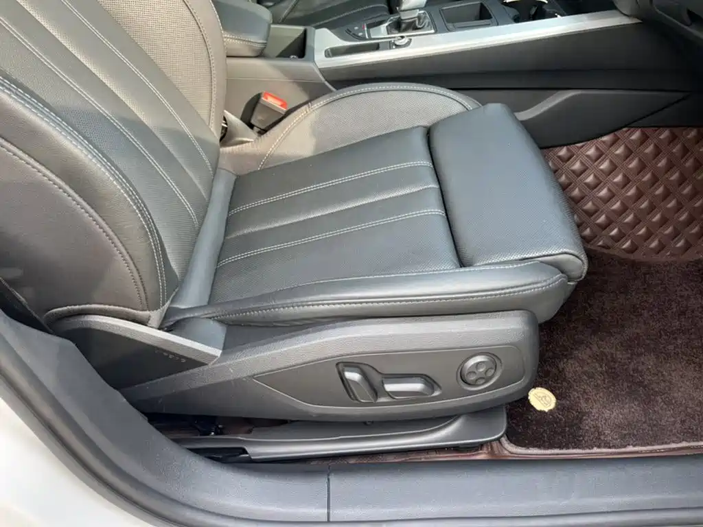 Audi A4L 2020 40 TFSI Fashion