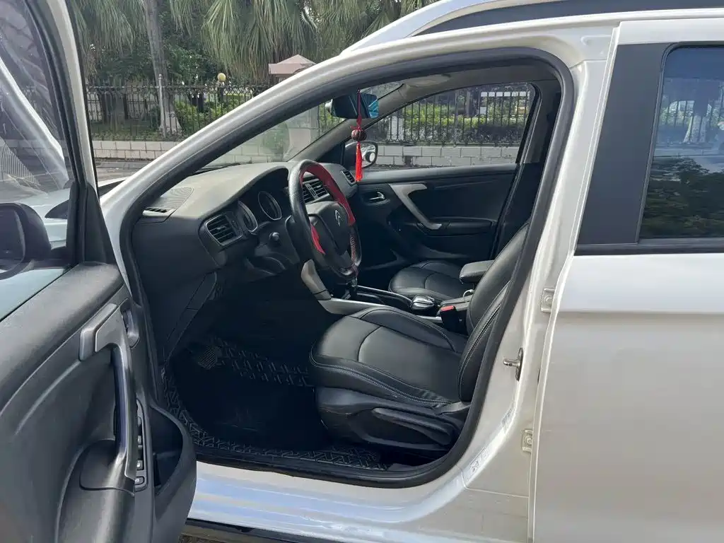 Citroen C3-XR — миниатюра 4