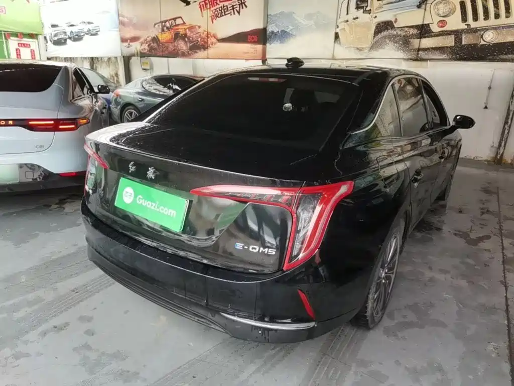 Hongqi Hongqi E-QM5 — миниатюра 7