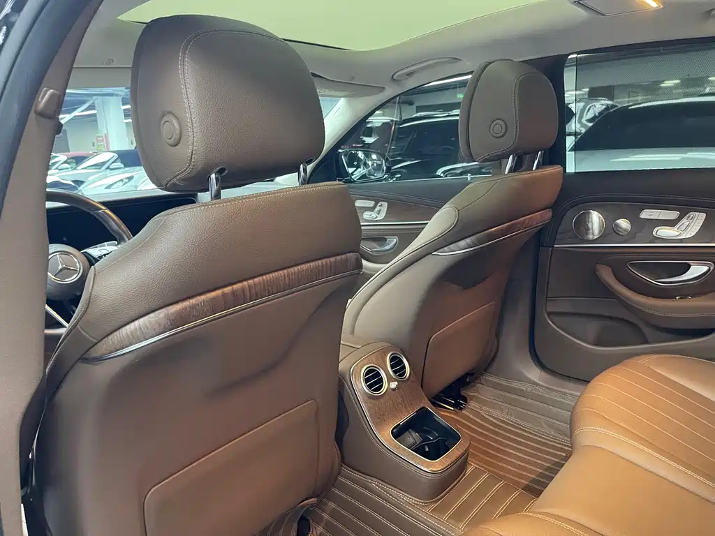 Mercedes-Benz E-Class E 2023 E 300 L Luxury