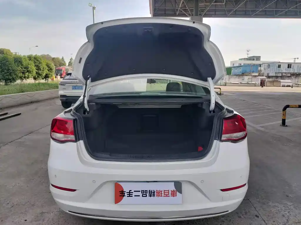 Chevrolet Malibu — миниатюра 9