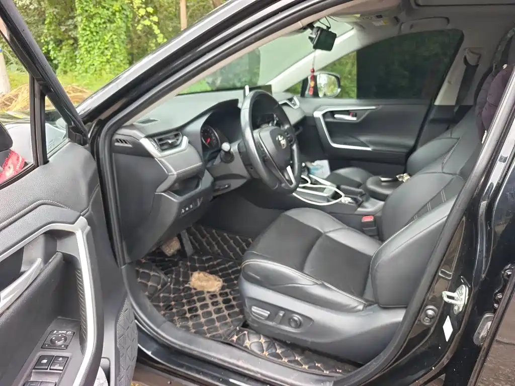 Toyota Wildlander — миниатюра 12