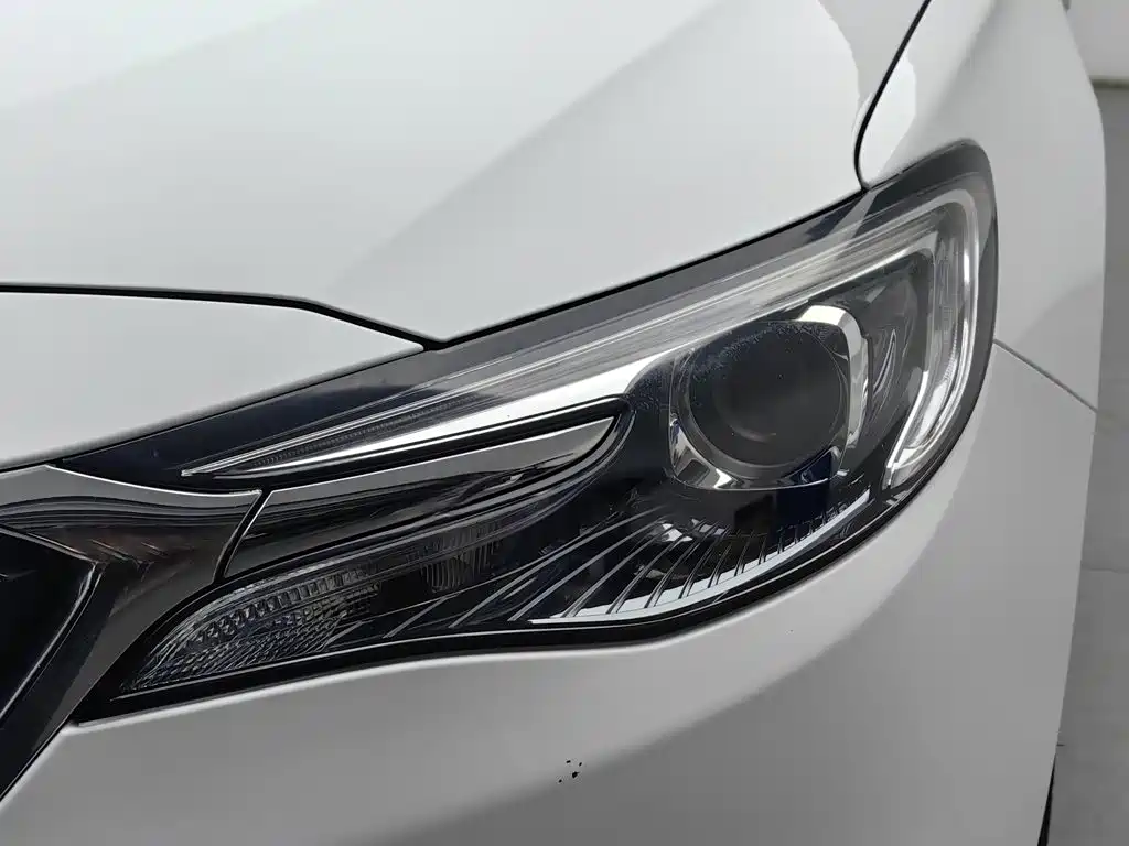 Buick Excelle — миниатюра 7
