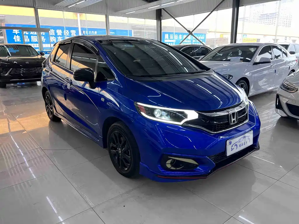 Honda Fit — миниатюра 4