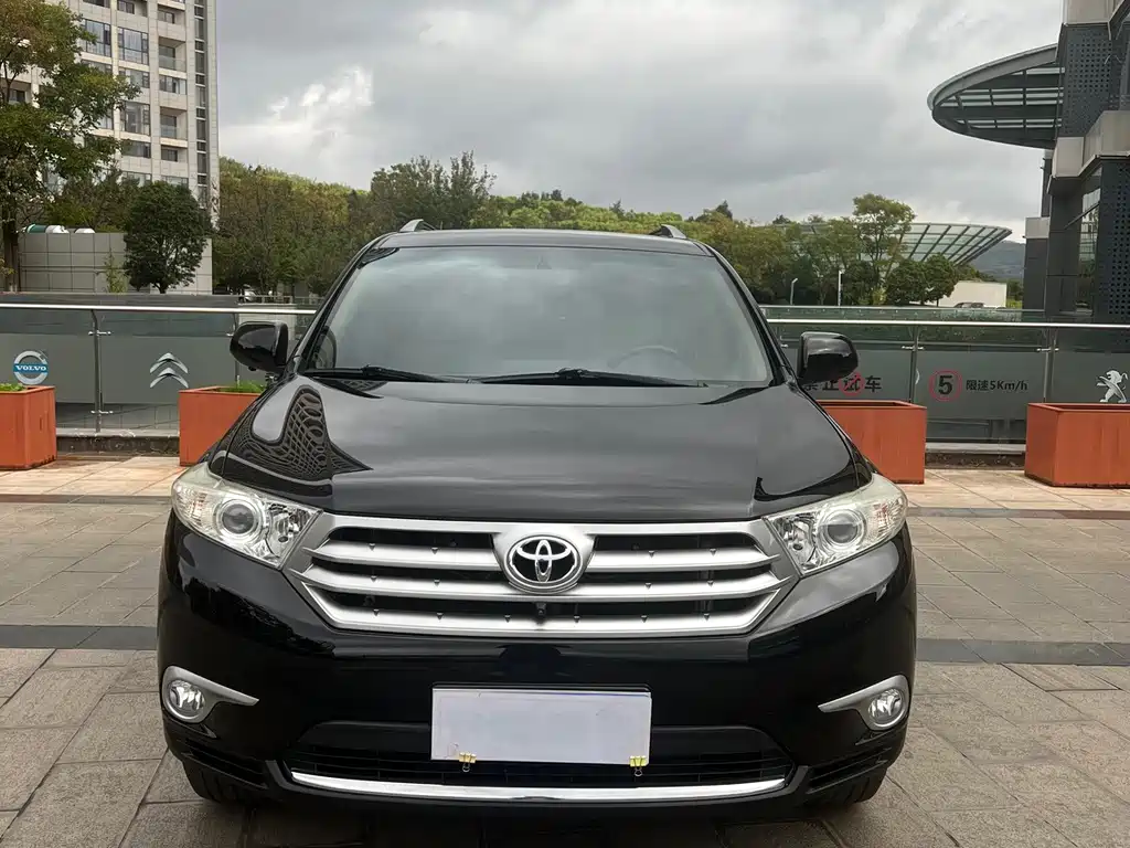 Toyota Highlander — миниатюра 2