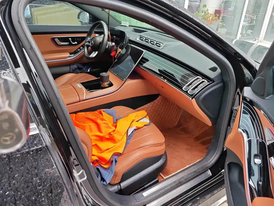 Mercedes-Benz S-Class — миниатюра 8