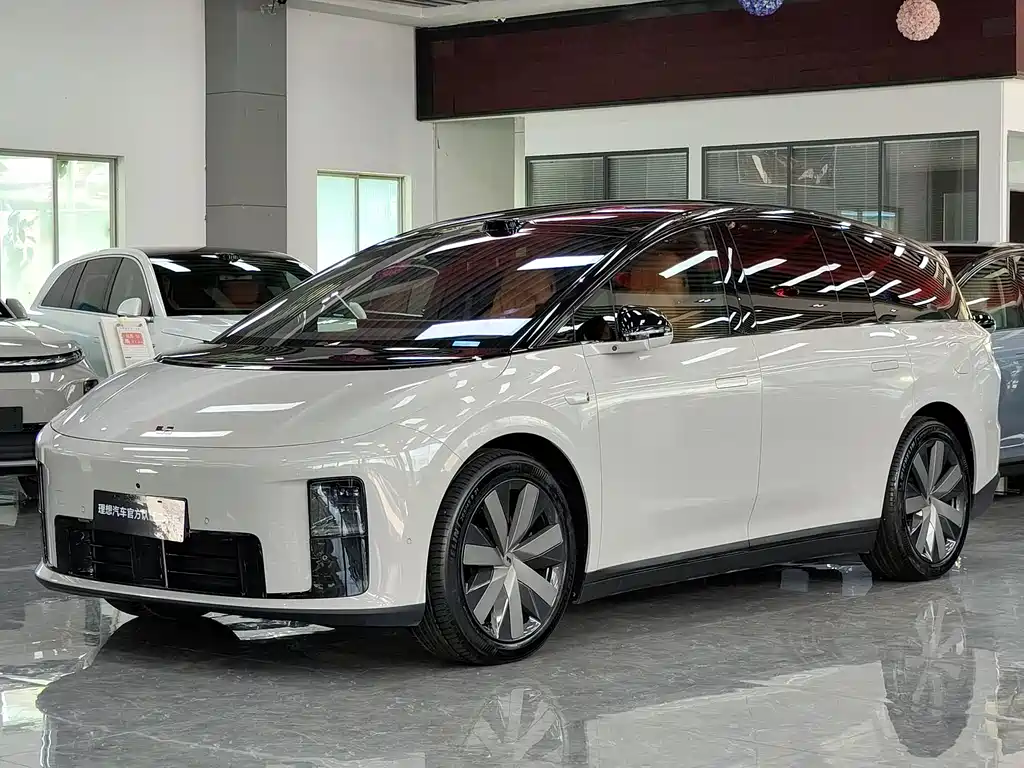 Li Auto 理想i8 2025