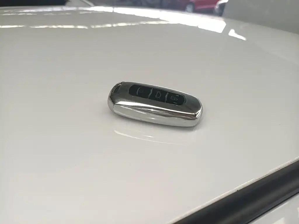 Geely Vision — миниатюра 13