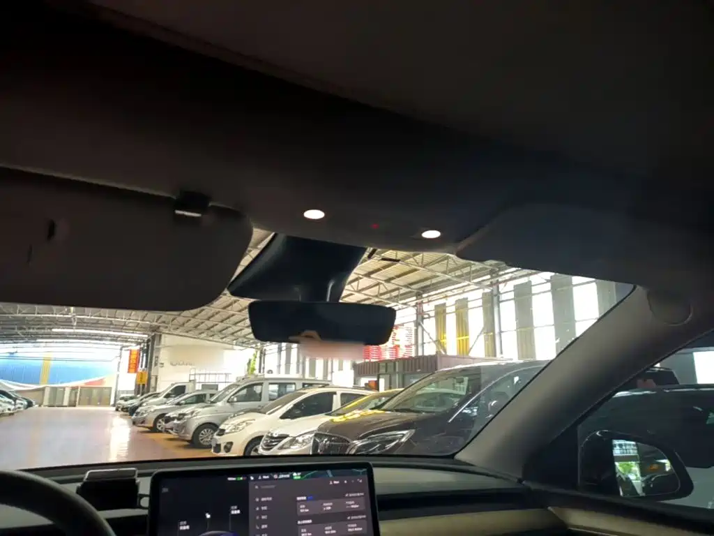 Tesla Model Y — фотографии объявления, Фото 18
