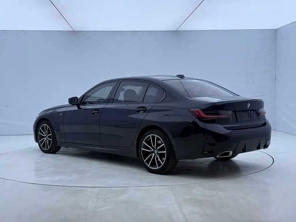 BMW 3 Series — миниатюра 4