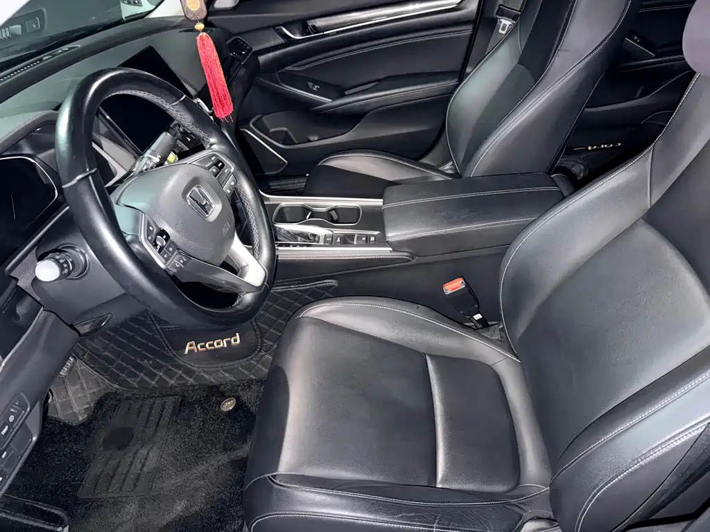 Honda Accord — миниатюра 13