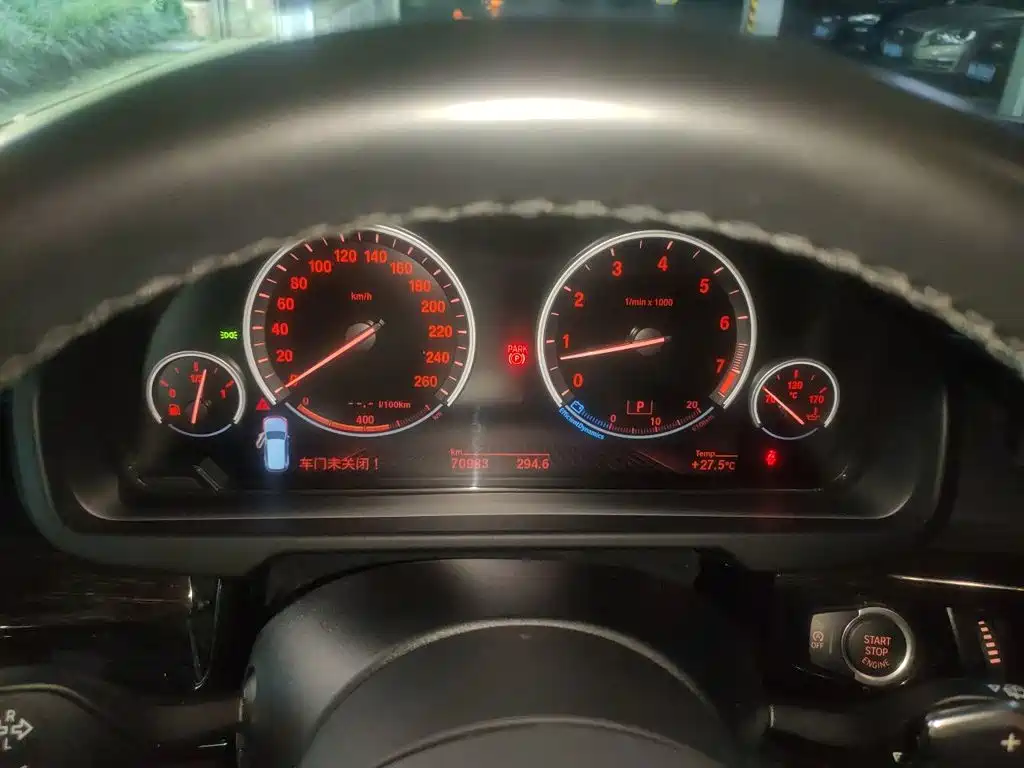 BMW X5 (Import) — миниатюра 8