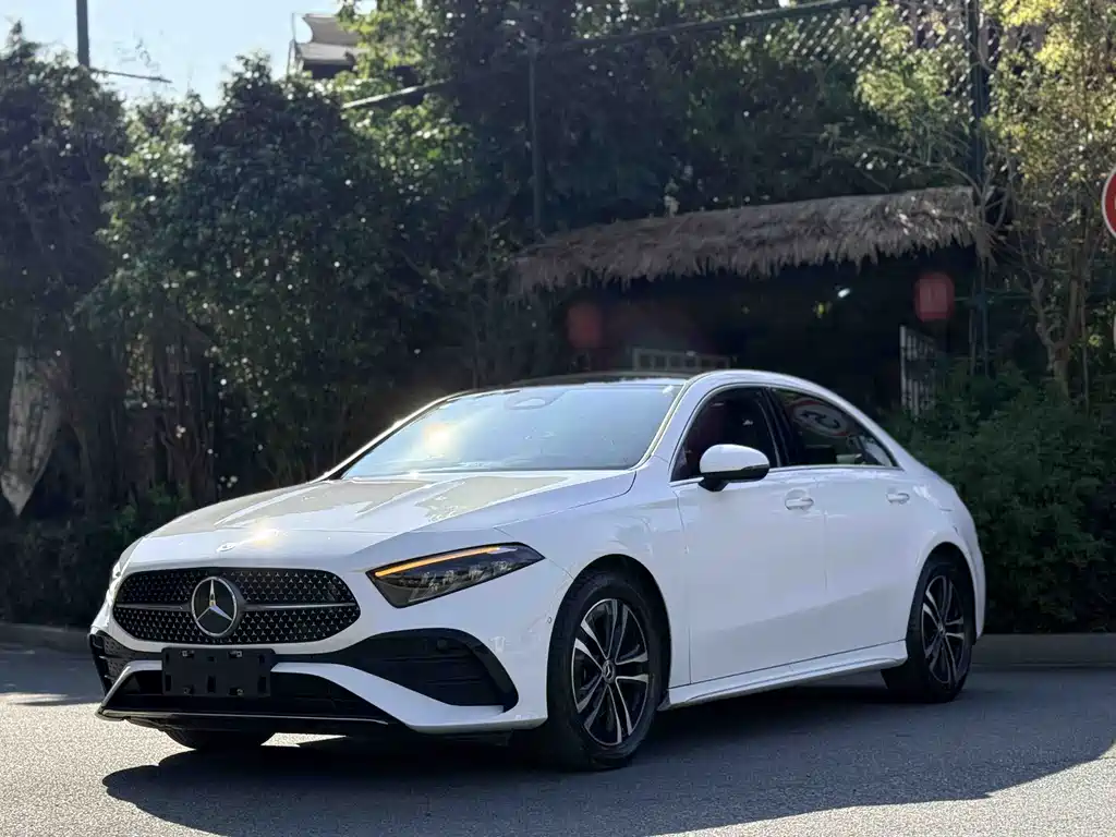Mercedes-Benz A-Class 2023