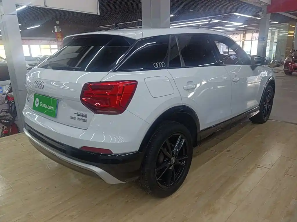 Audi Q2L — миниатюра 7