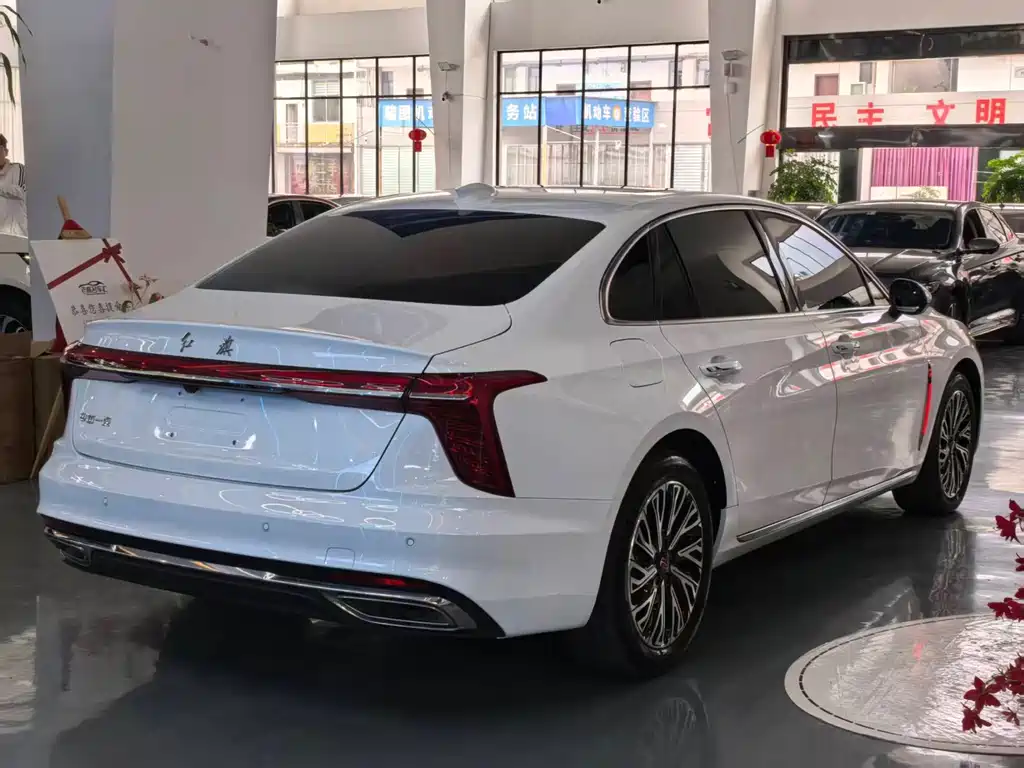 Hongqi Hongqi H5 — миниатюра 9