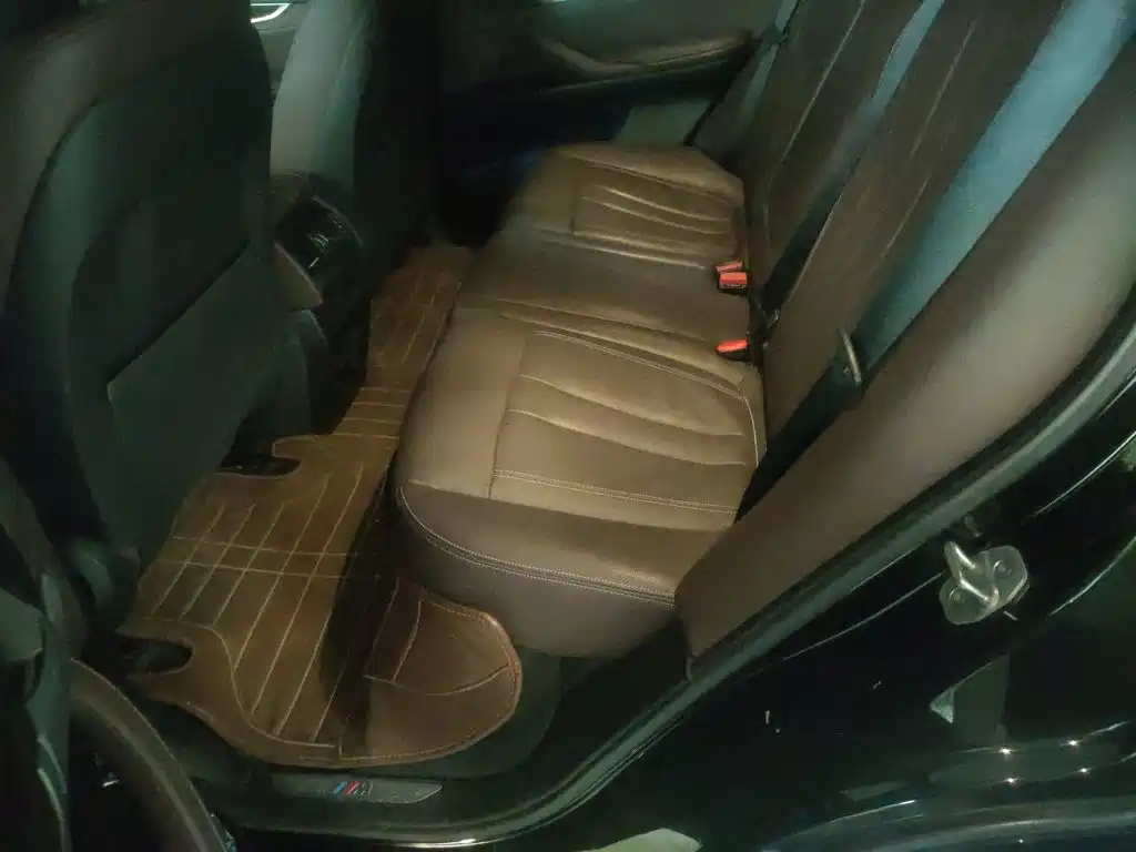 BMW X5 (Import) — миниатюра 14