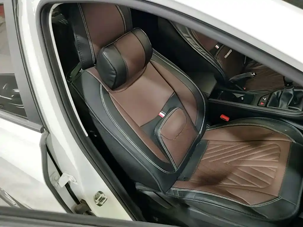 Roewe i5 — миниатюра 25