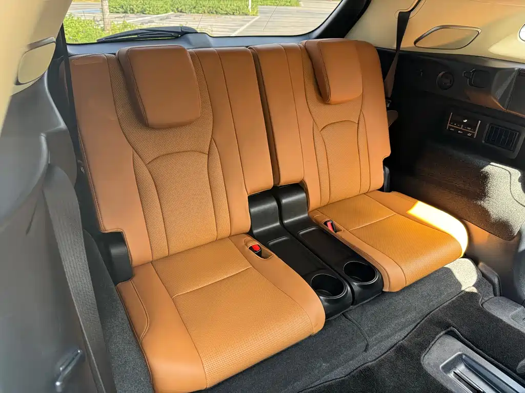 Lexus RX — миниатюра 10