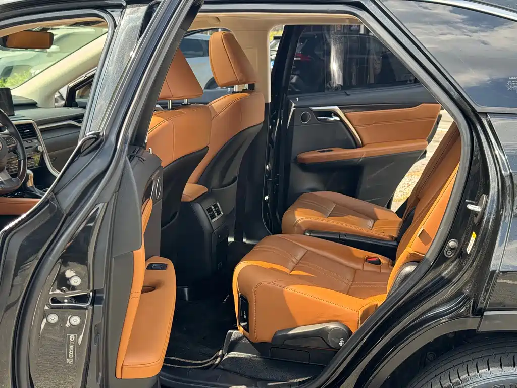 Lexus RX — миниатюра 7