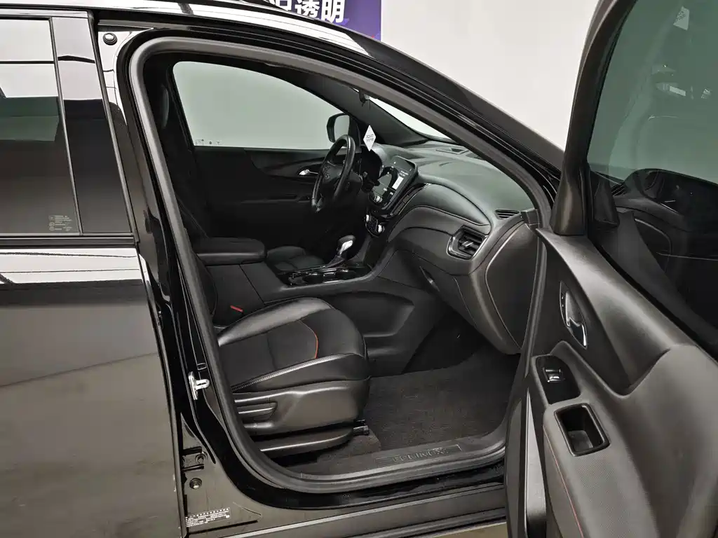 Chevrolet Equinox — миниатюра 10