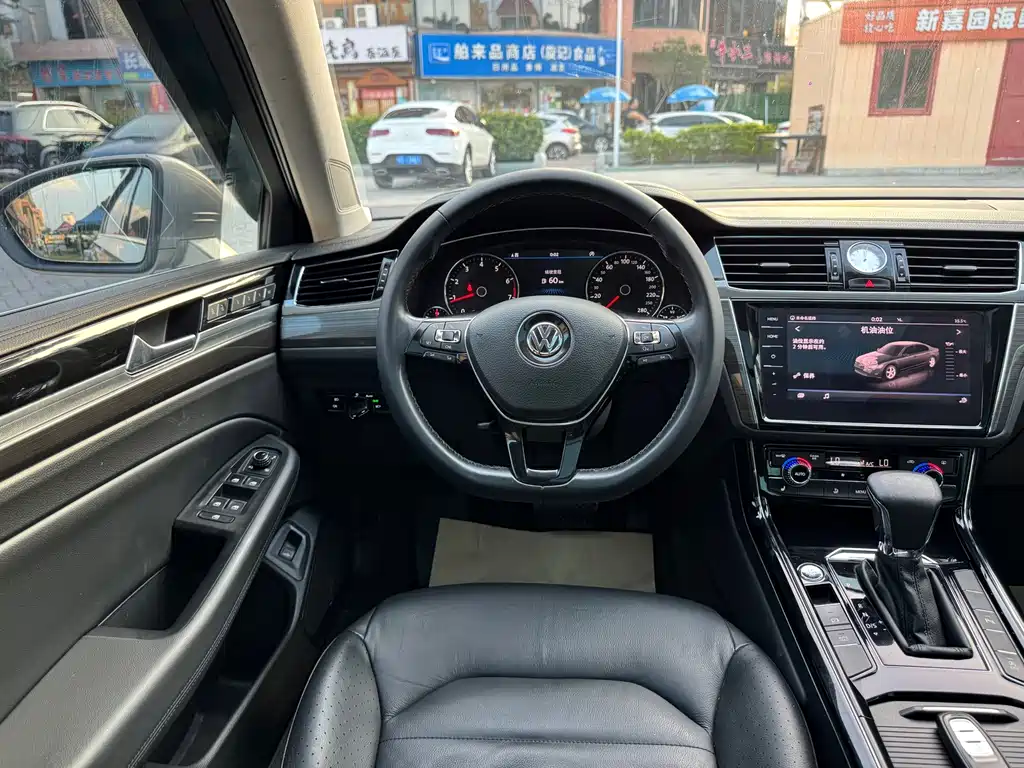 Volkswagen Phideon — миниатюра 16
