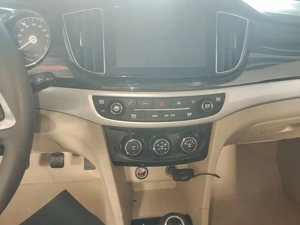 Baojun 730 — миниатюра 13