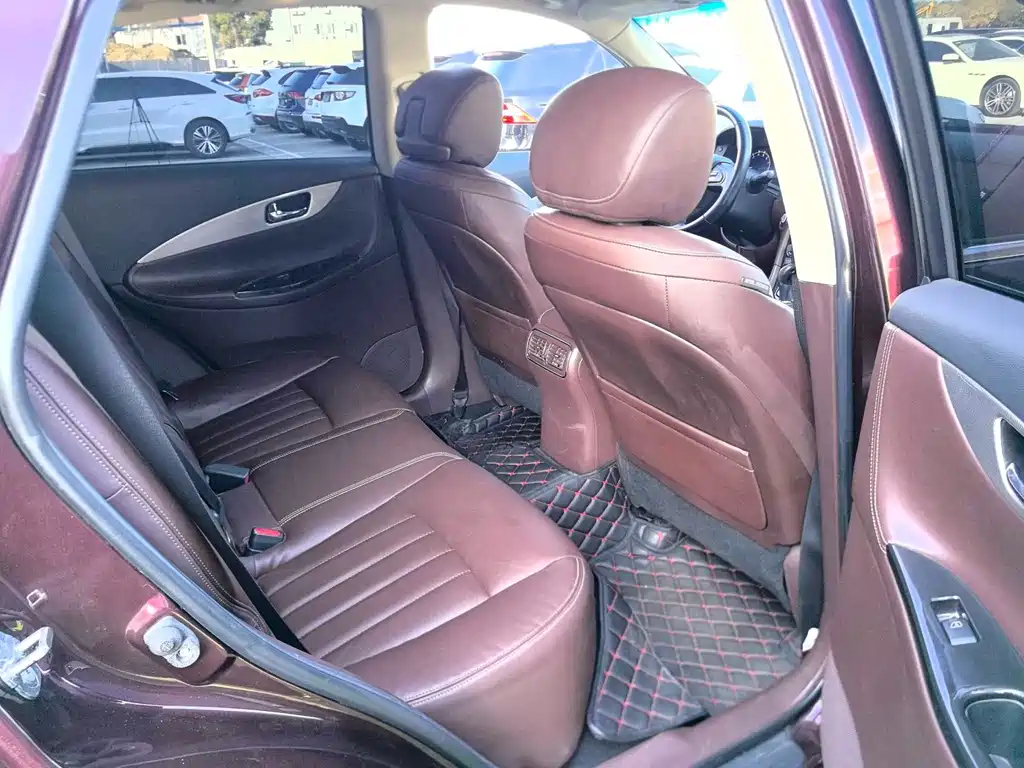 Infiniti QX50 — миниатюра 4