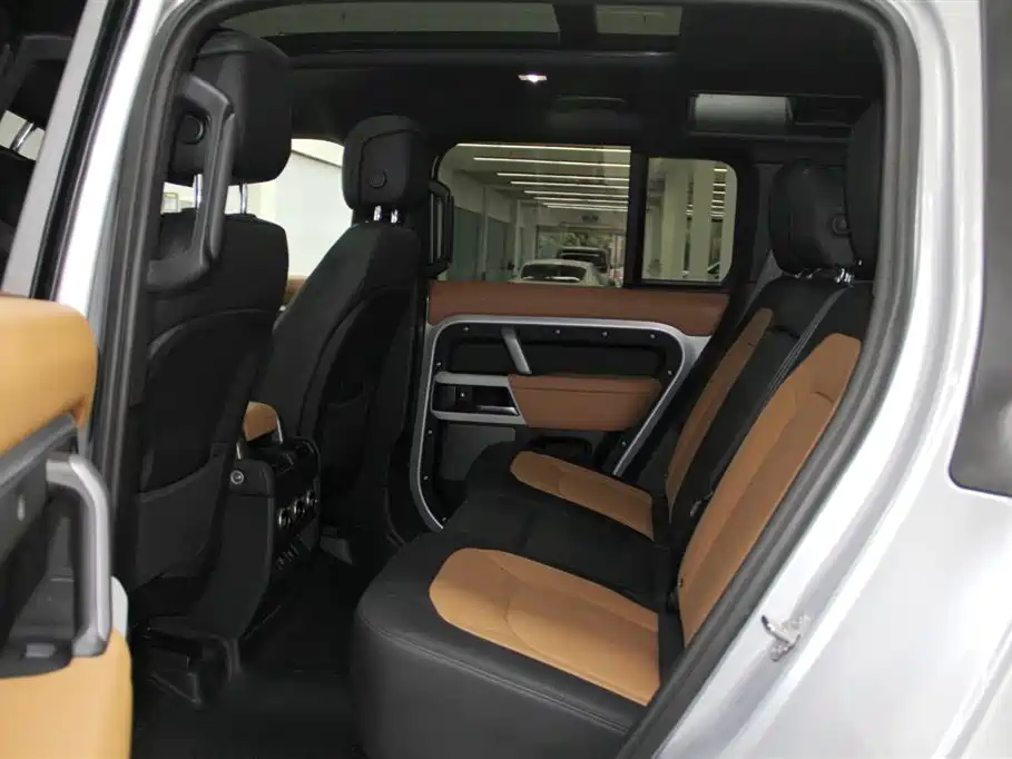 Land Rover Land Rover Defender 2024 110 3.0T P400 X-DYNAMIC HSE