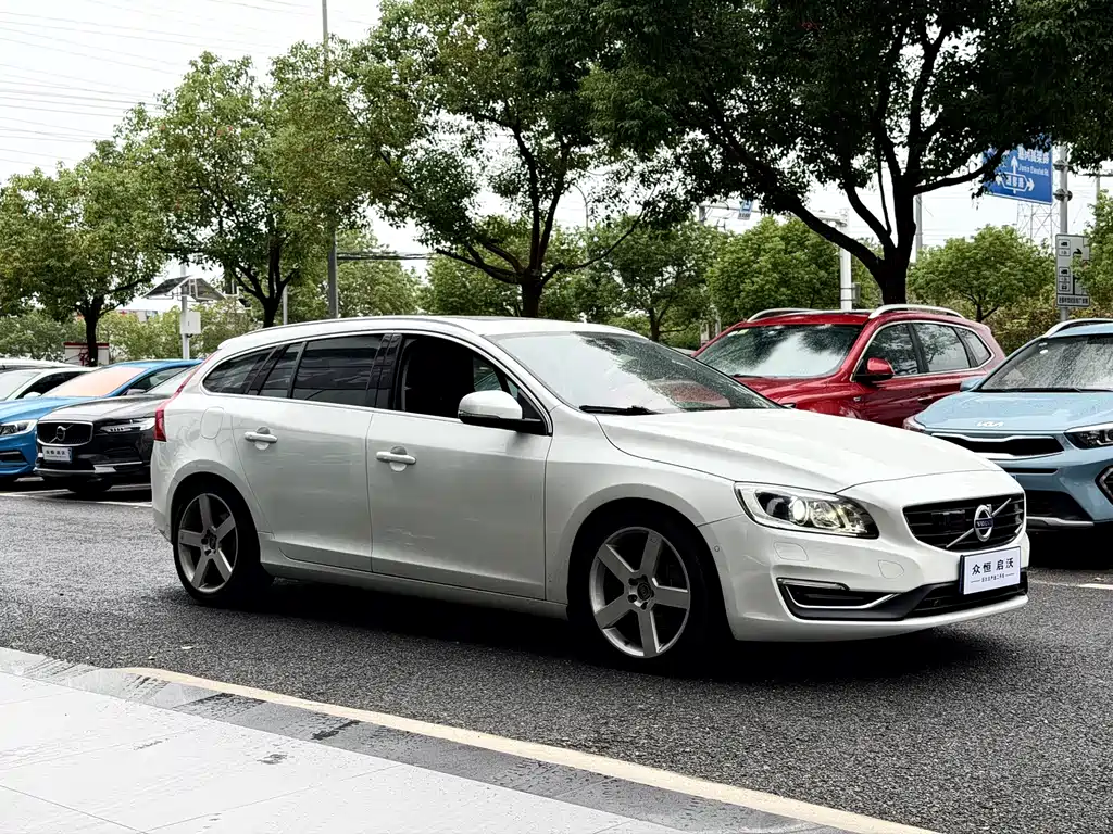 Volvo V60 — миниатюра 3