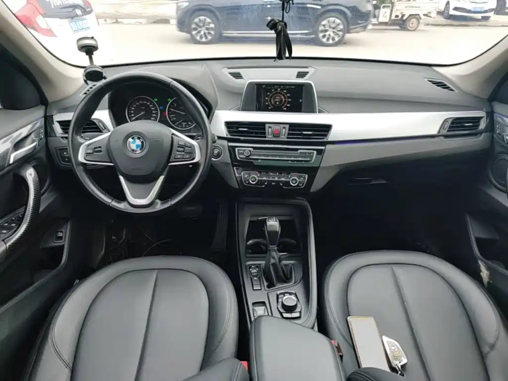 BMW X1 — миниатюра 10