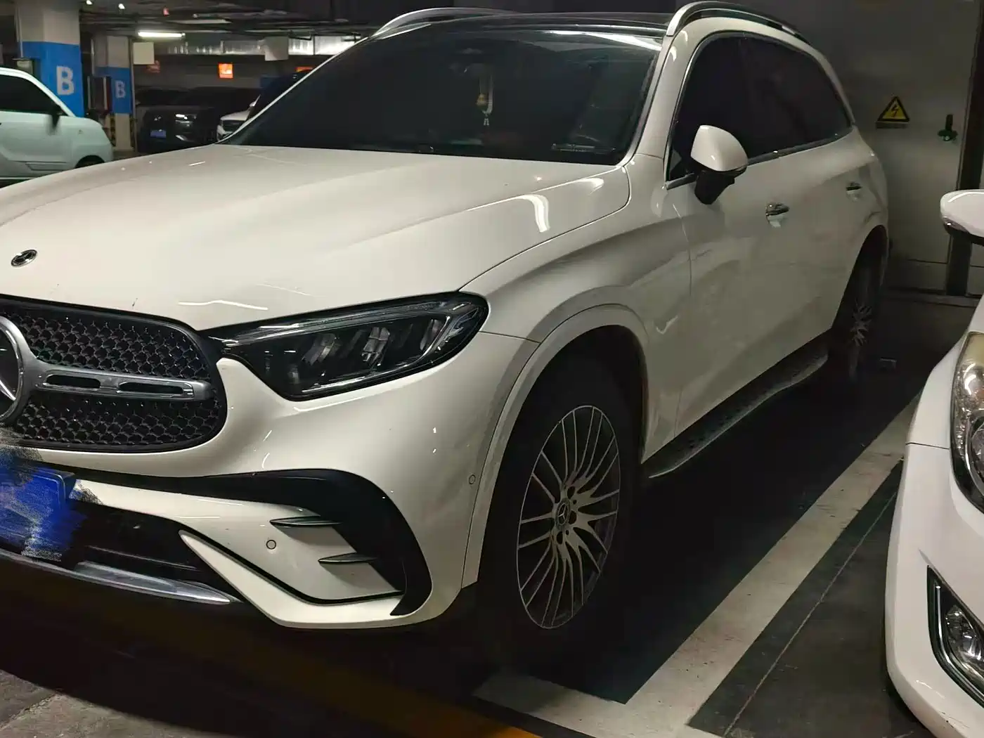 奔驰GLC 2023款 GLC 300 L 4MATIC 动感型 5座 2023